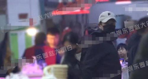 独家爆料狗仔跟拍视频,揭秘明星私生活瞬间 第3张 独家爆料狗仔跟拍视频,揭秘明星私生活瞬间 第3张